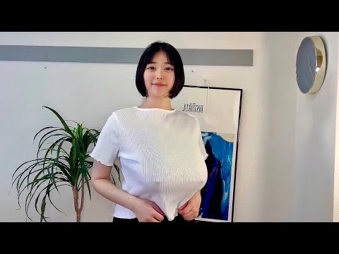 【ノーブラIcup女子大生】ノーブラでジャンプポロリッ！？