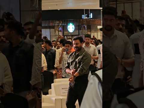 dileepettan kayi thannu #status #dileep #dileepettan #dileepettanfans #dileepfansclub #lulumall