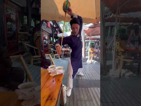 【中国のアフタヌーンティーはパフォーマンスがすごい🇨🇳】#中国 #中国留学 #成都旅游 #中国旅行