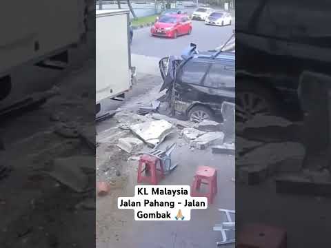Jalan Pahang-Jalan Gombak #KL #fypシ゚viral #fypシ゚viral #reels #accidentnews #reels #2025 #fypyoutube