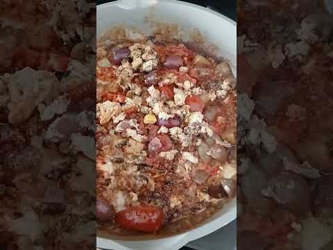 Trader Joes Egg scramble in the CA kitchen with CHEF MAMAMA