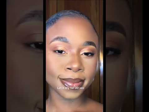 How to put on false lashes quickly #lashes #lashextensions #mua #makeup #makeuptips #viral  #tuto