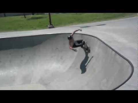 Backside boardslide .Stevie. (stevetone film)