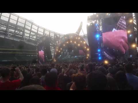 AC/DC Rock or Bust Tour 2015 Shoot to Thrill