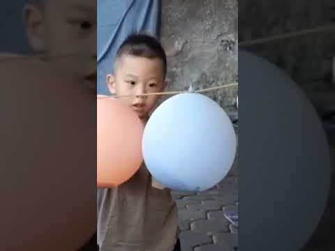 Learn colors with Marvel | Rainbow popping balloons