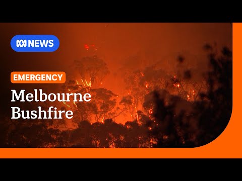 Home razed in out-of-control bushfire in Melbourne’s east | ABC NEWS