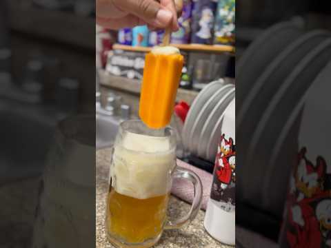I Put an Orange Creamsicle in Beer While Goth Music Played… and It Was Actually Good 🍺🧊🦇