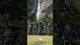 Lost in the Beauty of Munsiyari | Epic Bike Ride to Himalayas 🔥#Munsiyari #uttarakhand #tvsronin225