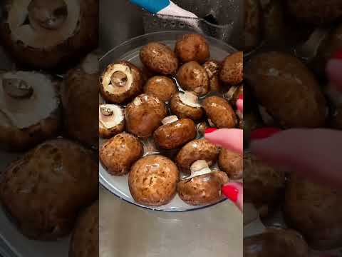 This simple trick changed how I clean mushrooms forever.
