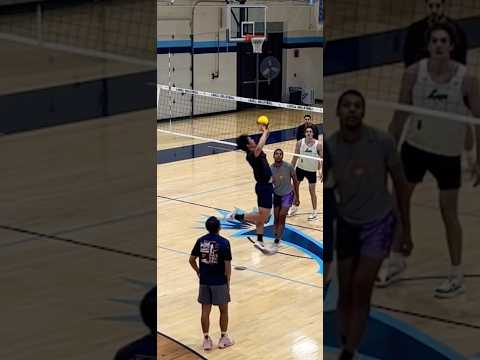 N’gapeth? ……………… #volleyball #fypviral #voleibol #haikyu #outsidehitter #jump #verticaljump #france