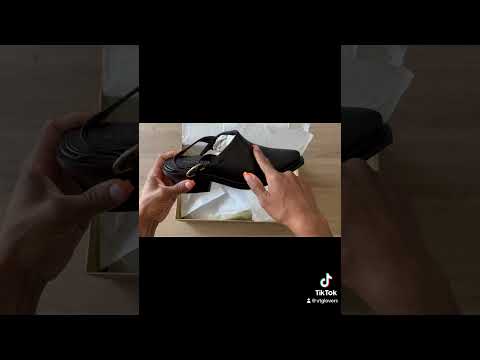 Unboxing New Shoes ASMR #30dayshortschallenge #unboxing ##sustainablefashion #asmr #asmrsounds