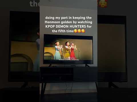 how many times have YOU watched it?🥰 #kpopdemonhunters #sajaboys #huntrix #yuliam #fyp #netflix