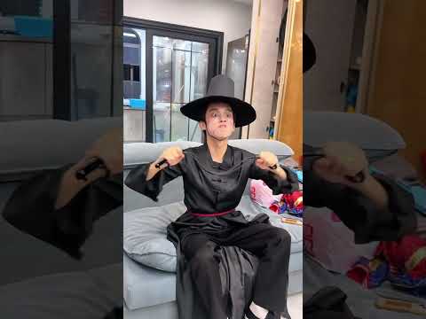 The demon scared Rumi#kpop #kpopdemonhunters #rumi #huntrix