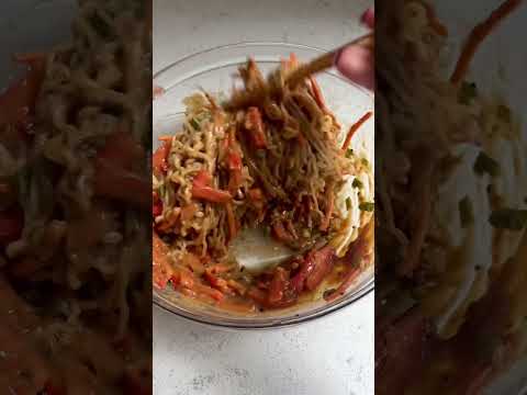 🍜 Spicy Peanut Noodles | McCormick #shorts #peanutnoodles #spicynoodles