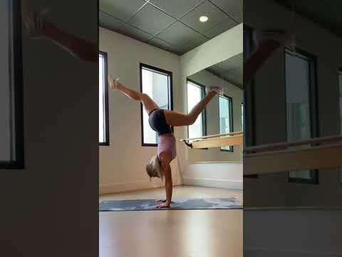 HANDSTAND CHALLENGE | KAYLEE ADAMS
