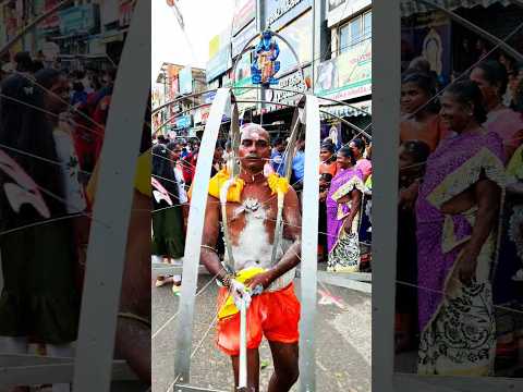 🔥 Kavadi Attam – The Power of Murugan! 🔱✨ #Murugan #KavadiAttam #DivinePower #SpiritualVibes #Muruga