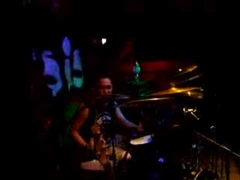 Chassis drummer solo