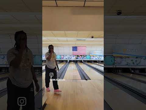 Day 121 Of One Strike A Day Ball Used:Ion Pro 📽#2hands#2handedbowling