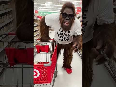 Candle shopping at target 🎯(kinda) #bigfoot #bigfootai #bigfootvlog #target #candles #funny #viral