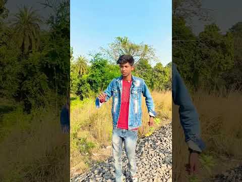 🙏Ye kya ho gya😱 railway track pe viral #trending #shorts #viral #trendingshorts #shortsfeed #army