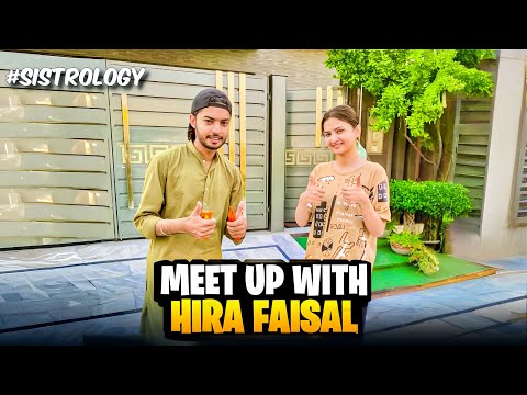 Meetup with hira faisal 😍|| hira faisal took this gift 😱