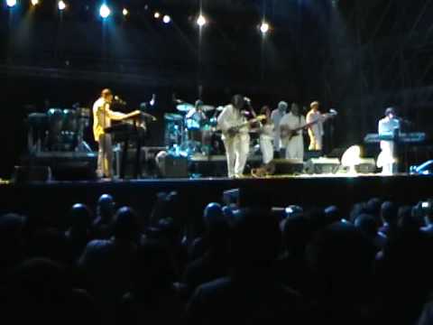 CHIC - live in Rome - EVERYBODY DANCE