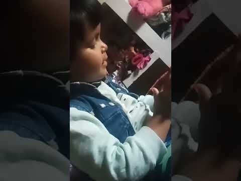 mobile Dikhane m itani busy hai ki Khana tak Khane ka dhyan nhi hai.  baate Karen m kisi kam nhi