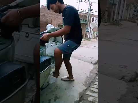 scooter comedy #shortvideo #shorts #trending #shortvideo #youtubeshorts  #comedy #funny #funnyvideo