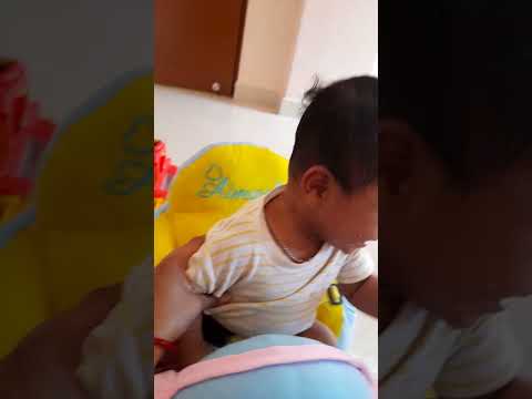 khawanor somoy je koto kichu korte hoy🤣😊bacha der sathe amrao bacha hoy jai r ki❤️#funny #cutebaby