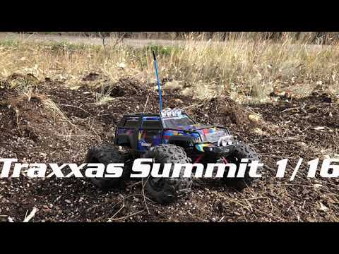 Traxxas Summit 1/16 driving around