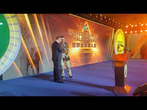 Ronnie O'Sullivan being inducted into the World Billiards Museum Hall Of Fame in Yushan, China