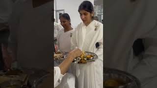 Mount Abu Seva Moments | BK Shivani & Shiv Baba’s Sewadhari Family #brahmakumaris #bkshivani #shorts