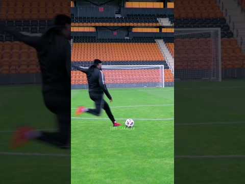 Chunkz's Freekick Masterclass