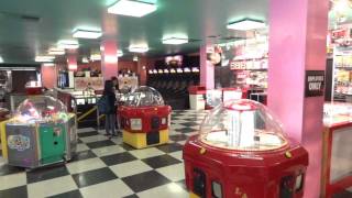 Knott's Berry Farm Arcade Roaring '20s Kingdom of the Dinosaurs Before Voyage Iron Reef Construction