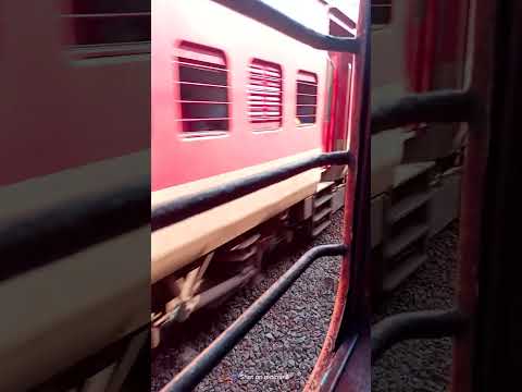 #🥰train 😃view at pryagraj😘😘