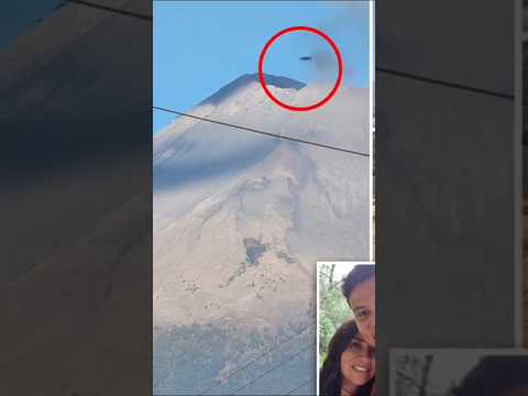 UFO Hovering Near Volcano of  Mexico | #extraterrestrial #mexico #volcano#alien