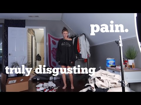 cleaning my sad excuse of a room (very motivational)