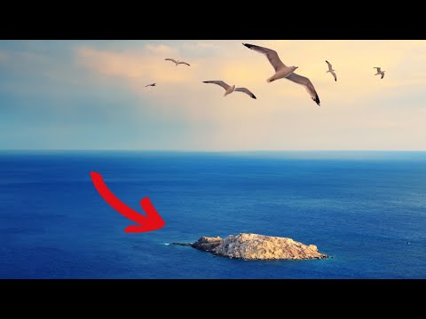 STRANDED On a Tiny Island for 18 Years