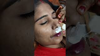 Upper lips waxing #viralvideo #waxingstudio #makeup #waxingexpert