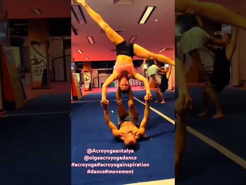 #acroyoga #acroyogafun #learning #inspirational #acrobatics #strength #communication #sm#acrolove