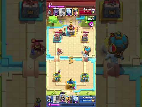 Perfect snowball 🤤 #subscribe #clashroyale #supercell #aura #balloon #attack