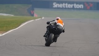 Mandlebar Racing Tuono V4 Snetterton No limits Racing Race 1000cc Newcomers