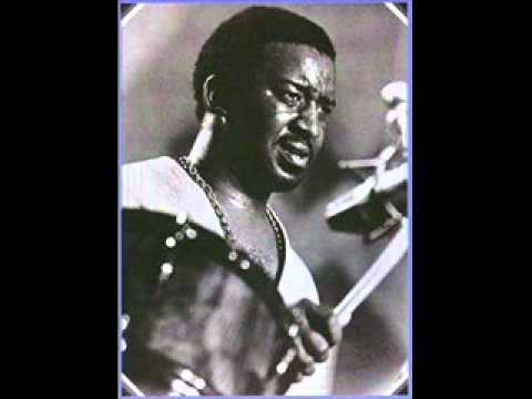 Bernard "Pretty" Purdie - What's Going On & Ain't No Sunshine