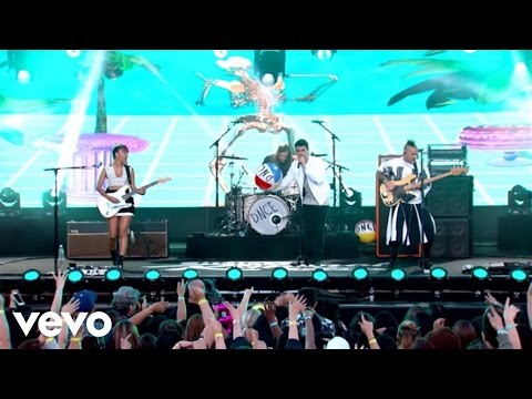 DNCE - Cake By The Ocean (Live From Jimmy Kimmel Live!)