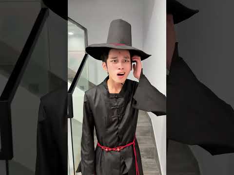 The devil gets a big son.#kpop#kpopdemonhunters#rumi#huntrix