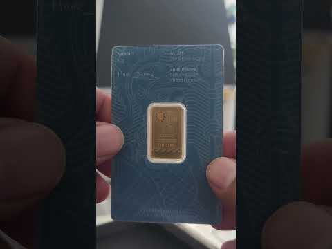 10 Gram Britannia Gold Bar and dang is it beautiful!