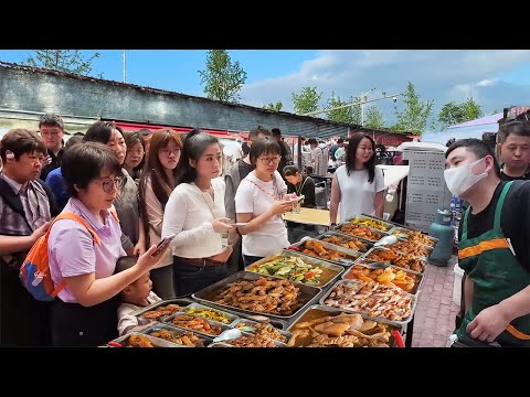 Hidden Gems Inside a Local Market in Saigon Vietnam: Sizzling Steak, Pandan Coffee, Tofu Pudding