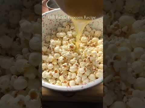 Dill Pickle Popcorn Recipe You’ll Be Obsessed With #plantbased #healthysnacks #flavoredpopcorn