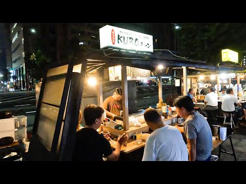 Amazing Japanese Street Food！Old Style Ramen Stall in Fukuoka