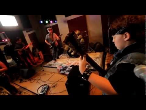 PinkleTank - Pilot Show Intro
